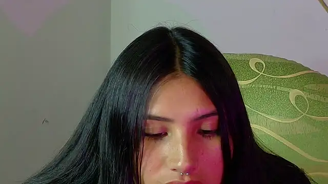 Linda_andrew: онлайн-секс-чат