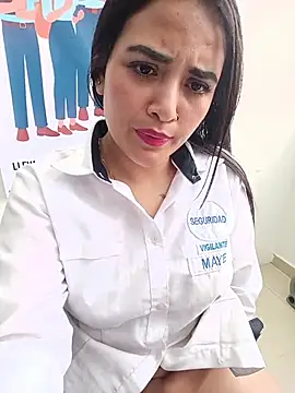 Chat XXX en directo de MAYE__13