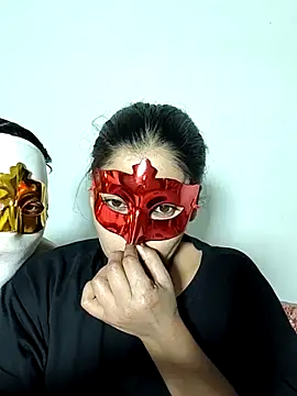 Heena-143 Live XXX Chat