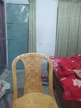 momo_loves' Live XXX Chat