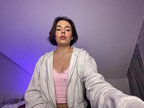 Milana_228's Live XXX Chat