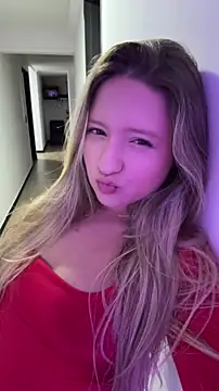 دردشة MiaPetit_ الجنسية المباشرة