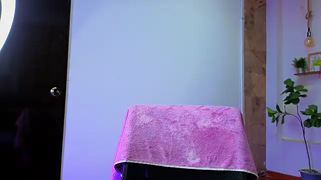 Celeste1s Adlı Modelin Web Kamerası Şovu