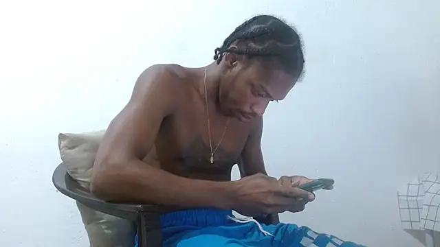 Larry-n-clouds webcam show