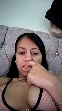 XXX chat uživo modela Tiphanydirty3