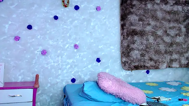 bella_warzon 即時 XXX 聊天