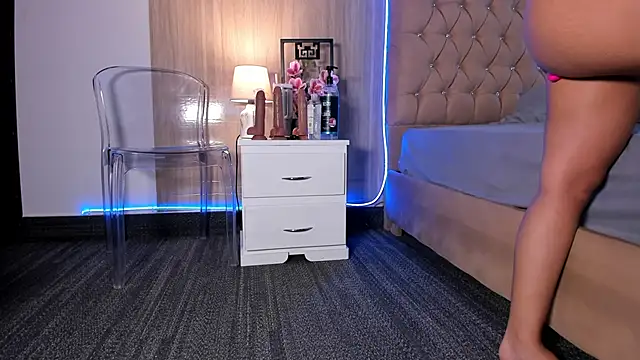 Chat +18 de Maddyluxe ao vivo