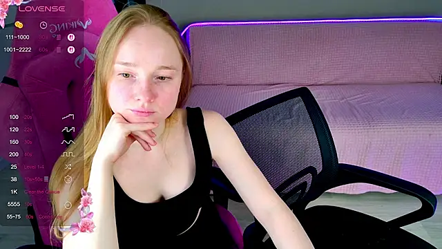 Shawty_Mia Live XXX Chat