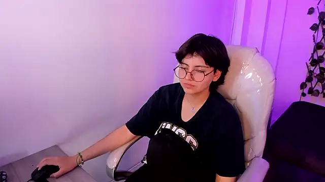 Nathaly_ds' Live XXX Chat