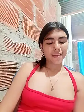 triana-hot18: онлайн-секс-чат