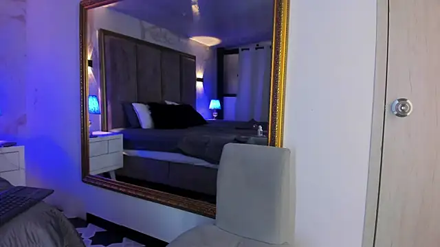 LolaGray__ Live XXX-chat