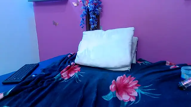 analintimacy18 即時 XXX 聊天