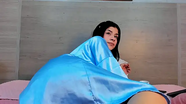 TifanyChill Chat XXX live