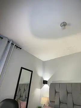 Seraphyne666: онлайн-секс-чат