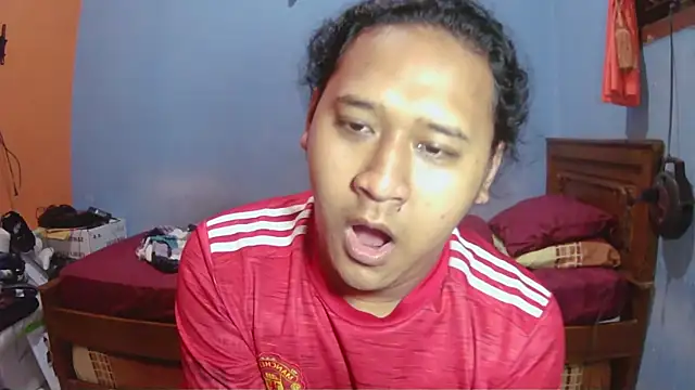 latexidn webkamerás műsora