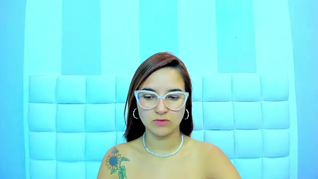 teresasroom_'s Live XXX Chat