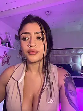 lucianaroy Live XXX Chat