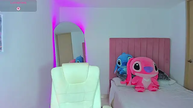 Janettcruz: онлайн-секс-чат