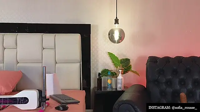 sofia_rousse_: απευθείας συνομιλία ΧΧΧ