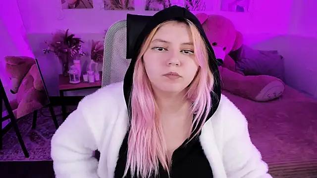 DiaAngellのライブXXXチャット