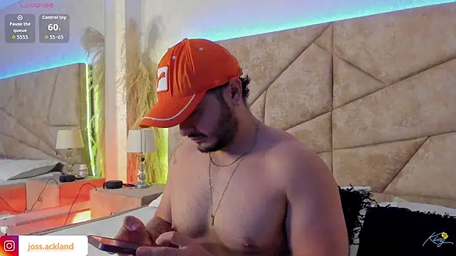 Онлайн чат XXX JossAckland