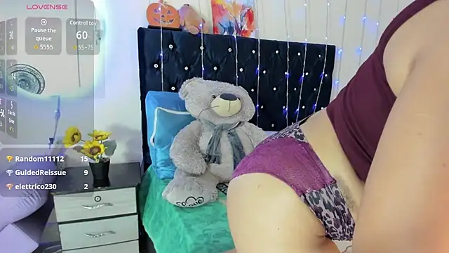 MalakChauriye Chat XXX in diretta