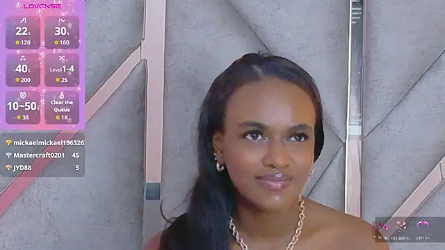 Sally-Noa's Live XXX Chat