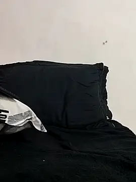 Онлайн чат XXX hairyandbigmann