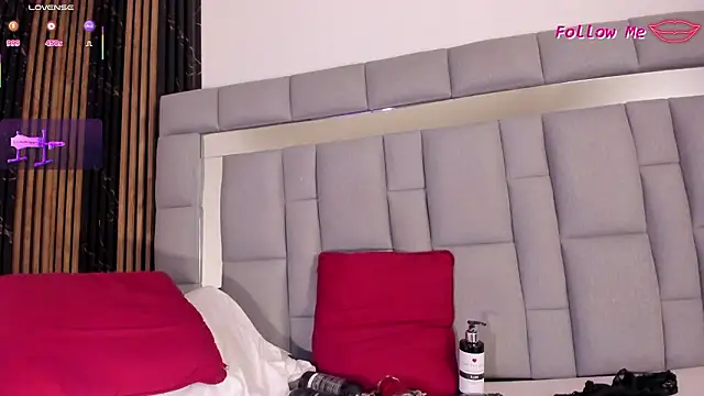 amaia_santini: вебкам-шоу