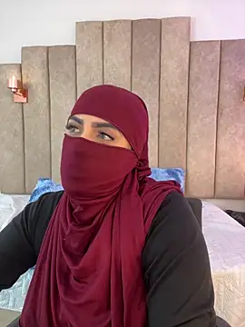 rashaaa_: διαδικτυακό σόου στην κάμερα