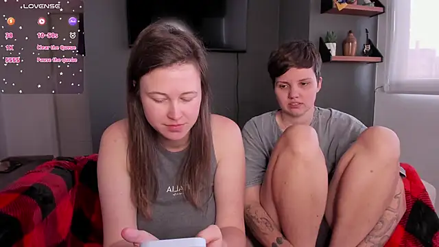 Tenderly_Couple live XXX chat