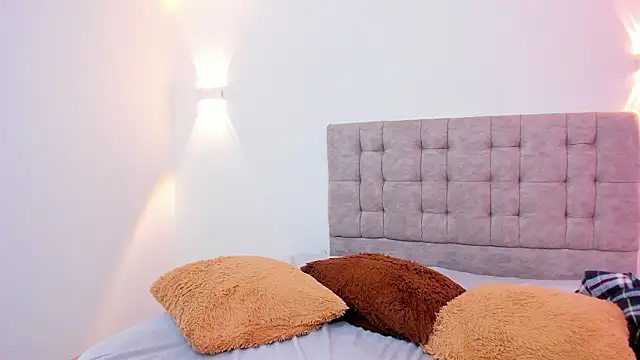 Isabella_Carper1 Adlı Modelin Canlı XXX Sohbeti