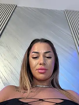 Chat XXX ao vivo de KirstieVegas