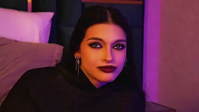 BeverlyMost Chat XXX in diretta