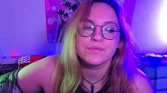 ZayaRush: онлайн-секс-чат