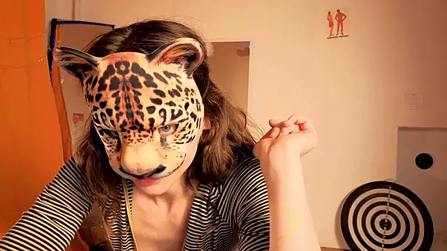 MikkyMoony Live XXX-chat