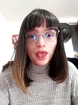 Chatroom XXX en direct de Lucyy-hess