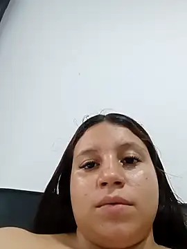 Virgin-Totona Live XXX-chat