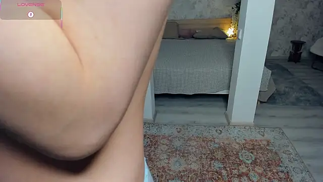 Chat XXX en directo de ReneeLippeatt