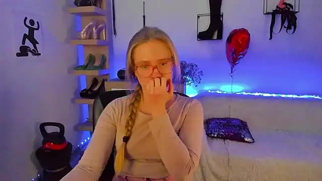 NancyHottie Chat XXX live