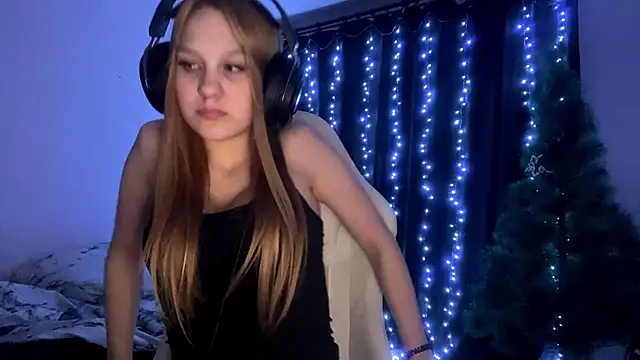 Онлайн чат XXX axin_burnell