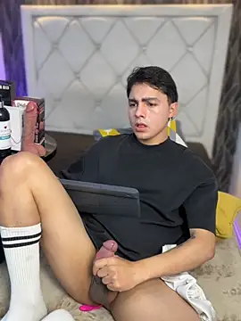 Samu_Hottn Live XXX chat