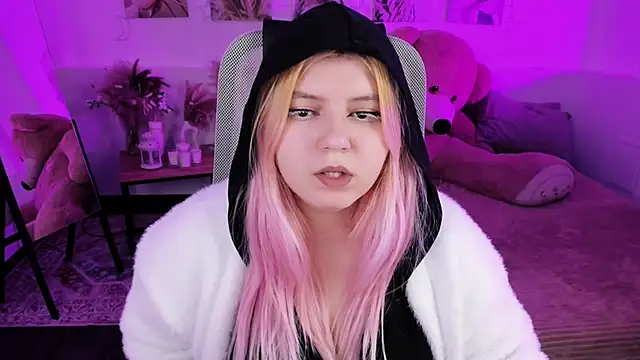 XXX chat uživo modela DiaAngell