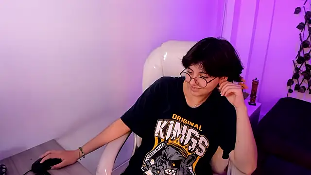 Nathaly_ds Chat XXX live