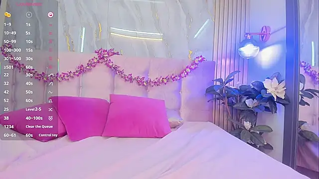 SalomeeHills 现场XXX聊天