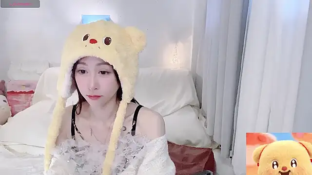 Chat +18 de Fayebae_11 ao vivo