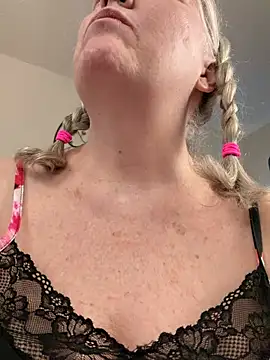 Kaitlyn_Winters: απευθείας συνομιλία ΧΧΧ