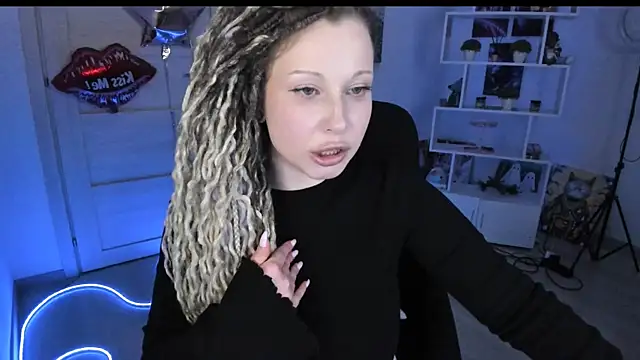 HoneySallyMoore's Live XXX Chat