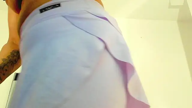 alyssia_ocean's Live XXX Chat