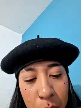 Zafiro_glow – Live XXX-chat